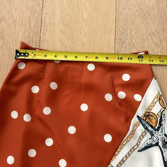 Orange and white asymmetrical midi skirt - Picture 8 of 10